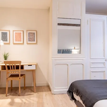 Central Nice Functional And Cozy Ap For 5pers 2bdrm דירה *